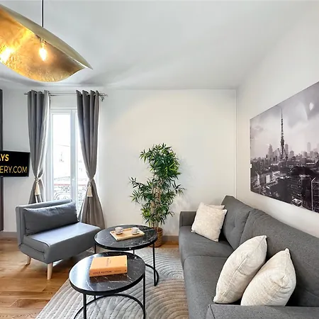 - Buttes Chaumont's Park -entire Flats Apartment *