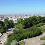 - Buttes Chaumont's Park -entire Flats *