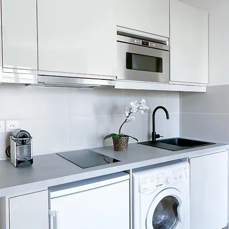 - Buttes Chaumont's Park -entire Flats Appartement *