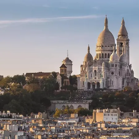 - Buttes Chaumont's Park -entire Flats Appartement Parijs
