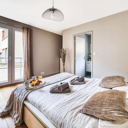 Appartement - Buttes Chaumont's Park -entire Flats Parijs